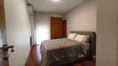 Apartamento T3 Mobilado e Equipado  em Fraião