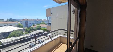 T2+1 para Arrendamento em Ferreiros, Braga