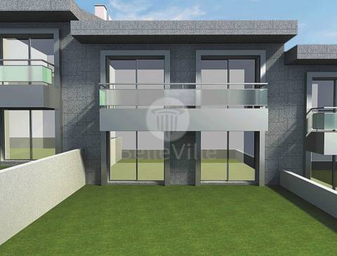 Lote em banda de 200m2 com projeto aprovado para construção