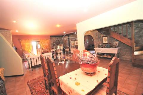 Moradia T5 na Aldeia Nova, Montalegre