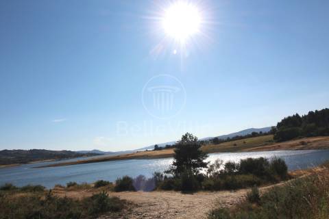 Moradia T5 na Aldeia Nova, Montalegre