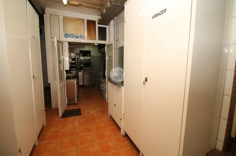 Trespasse Pastelaria com Fabrico e Restaurante