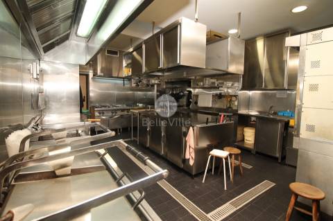 Venda de Pastelaria com Fabrico e Restaurante