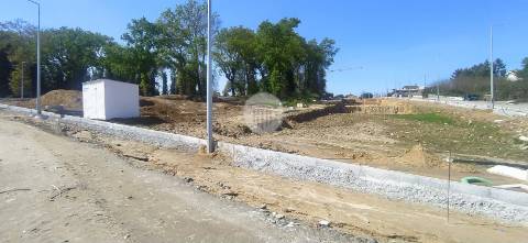 Lotes de Terreno em Palmeira - Braga