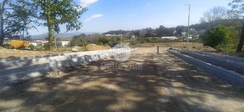 Lotes de Terreno em Palmeira - Braga