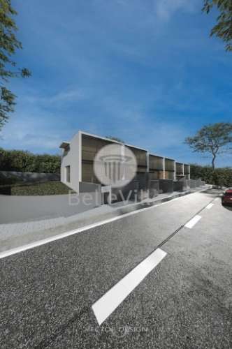 Moradia de Gaveto T3 em Tebosa , Braga