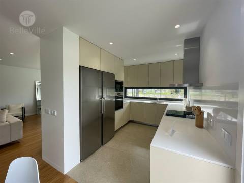 Moradia em Palmeira, Braga