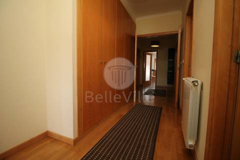 Apartamento T3 Arrendamento em Barcelos, Vila Boa e Vila Frescainha (São Martinho e São Pedro),Barcelos