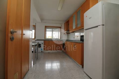 Apartamento T3 Arrendamento em Barcelos, Vila Boa e Vila Frescainha (São Martinho e São Pedro),Barcelos