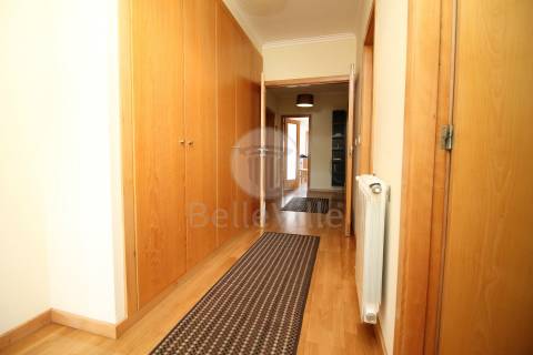 Apartamento T3 Arrendamento em Barcelos, Vila Boa e Vila Frescainha (São Martinho e São Pedro),Barcelos