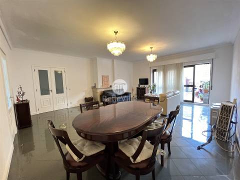 Apartamento T4 Venda em Braga (Maximinos, Sé e Cividade),Braga