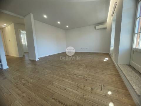 Apartamento T2 DUPLEX Arrendamento em Barcelos, Vila Boa e Vila Frescainha (São Martinho e São Pedro),Barcelos