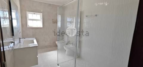 Moradia Isolada T4 Venda em São Lourenço do Bairro,Anadia