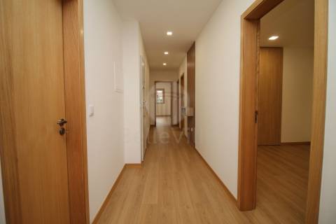 Apartamento T2+1 Arrendamento em Braga (São Vicente),Braga