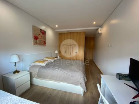 Apartamento T1 remodelado para arrendar