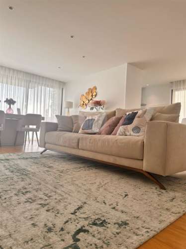 Moradia de gaveto em Palmeira, Braga