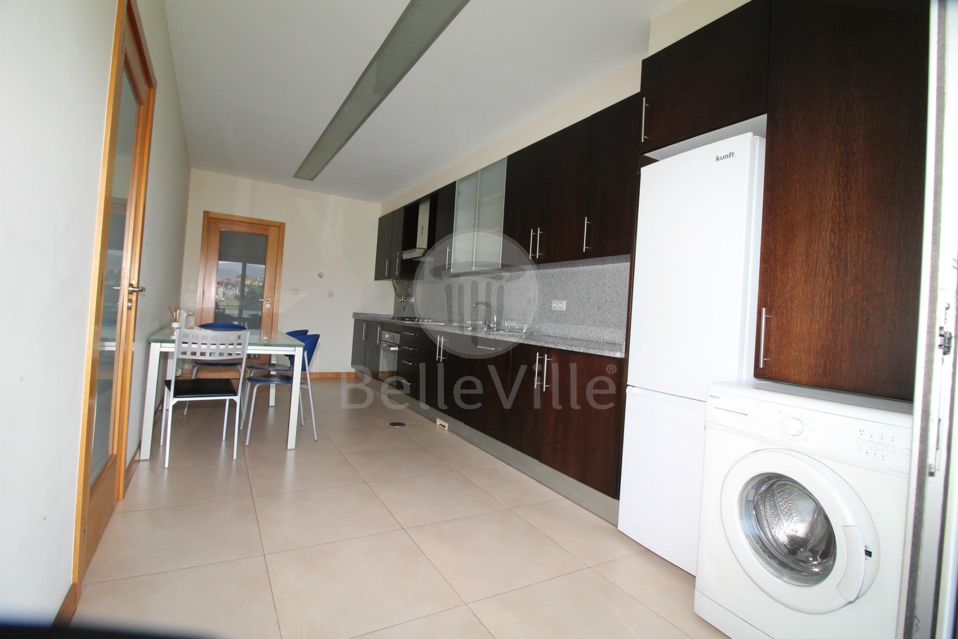 Apartamento T2+1 Arrendamento em Barcelos, Vila Boa e Vila Frescainha (São Martinho e São Pedro),Barcelos