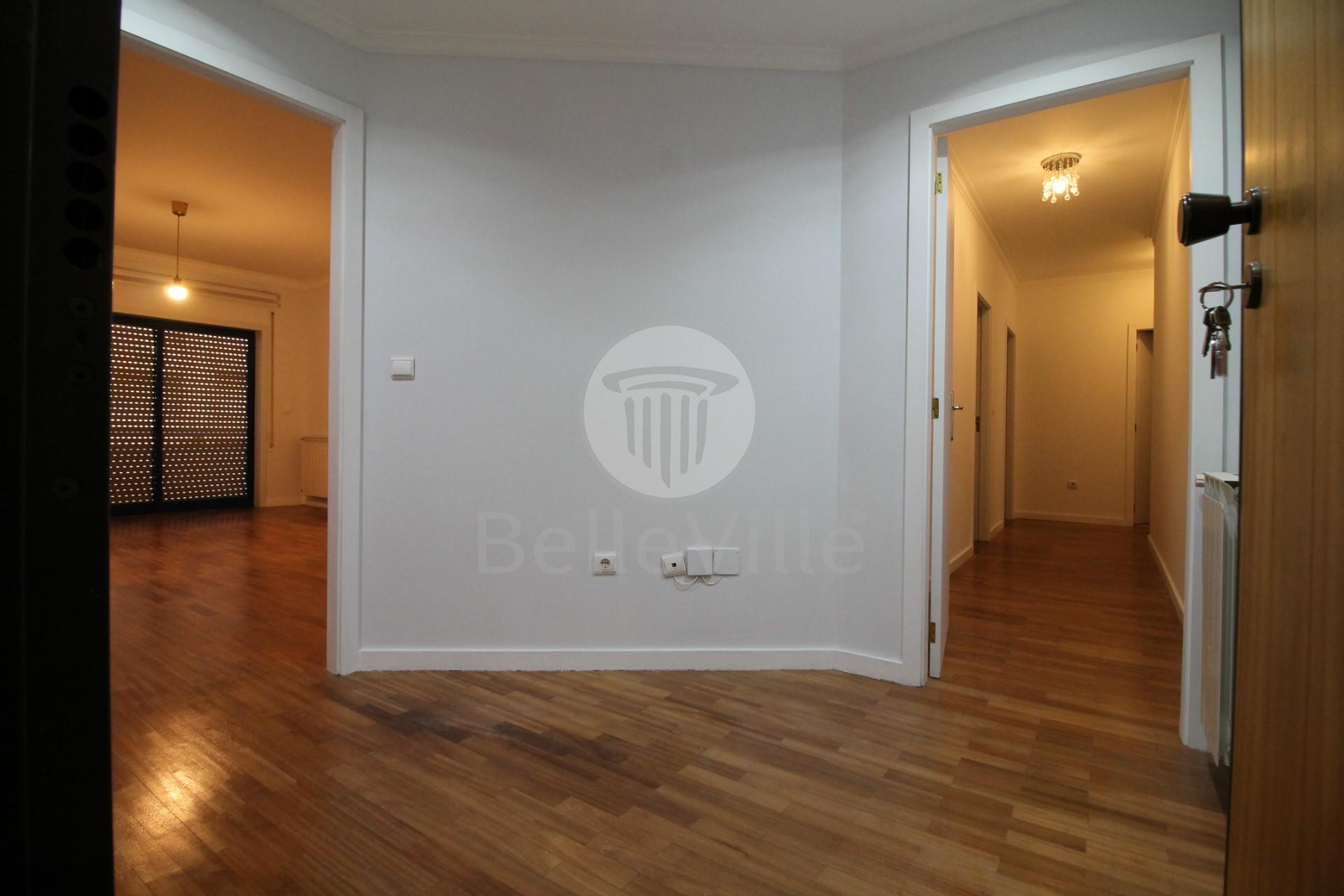 apartamento T3, 130m2,  perfeito para quem valoriza espaço