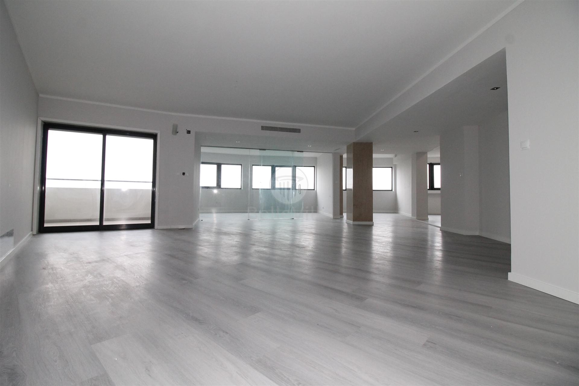 apartamento T4, 255m2,  perfeito para quem valoriza espaço