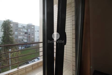 Apartamento T3 para arrendamento.