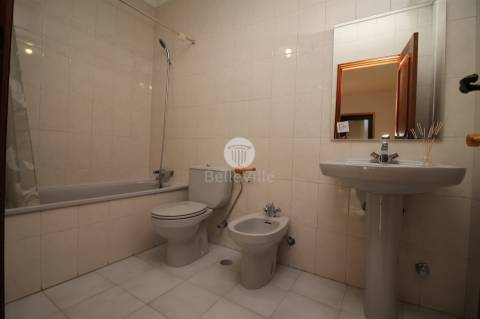 Apartamento T3 para arrendamento.