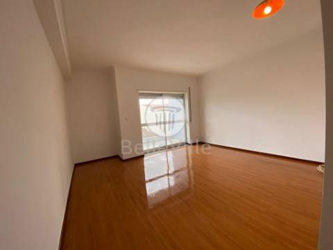 Apartamento T1 Venda em Braga (Maximinos, Sé e Cividade),Braga