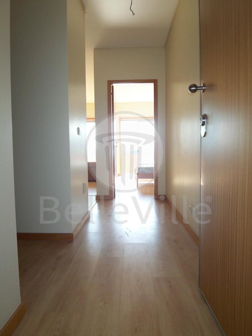 Apartamento T1 para arrendar, mobilado e cozinha equipada em Gualtar