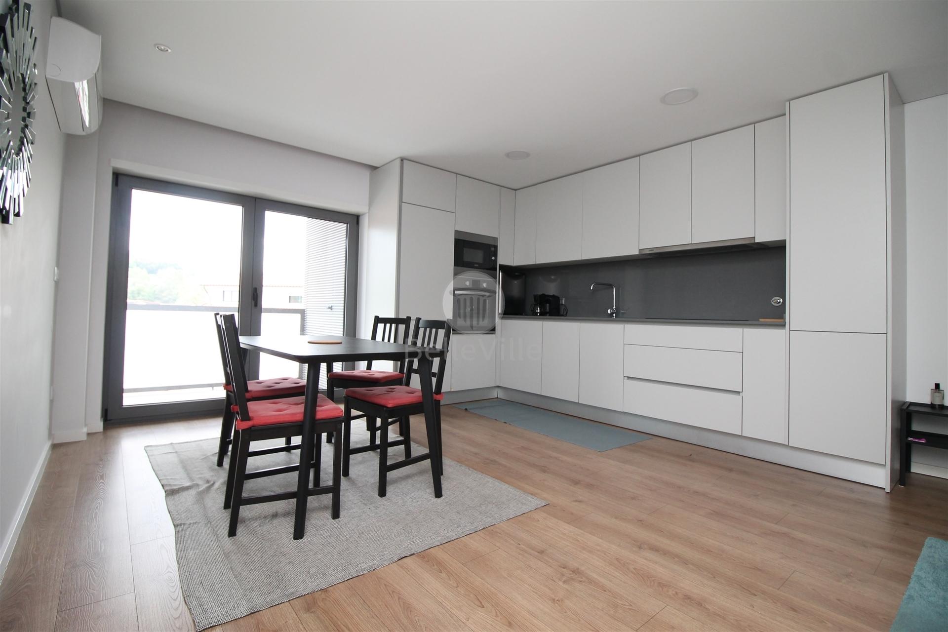 Apartamento T1+1 Arrendamento em Gualtar,Braga