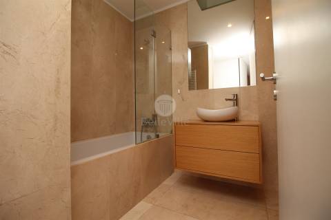 Apartamento T2 Arrendamento em Campanhã,Porto