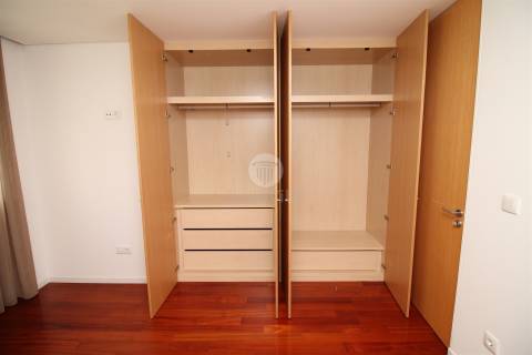 Apartamento T2 Arrendamento em Campanhã,Porto