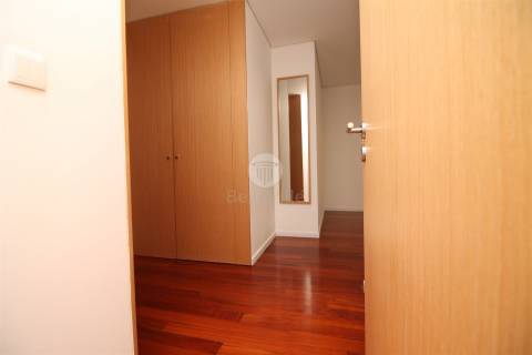 Apartamento T2 Arrendamento em Campanhã,Porto