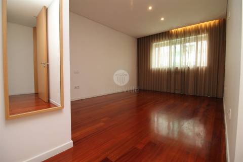 Apartamento T2 Arrendamento em Campanhã,Porto