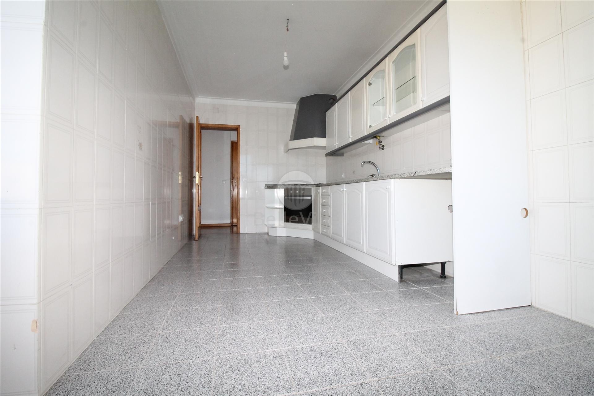 Apartamento T2 Arrendamento em Gualtar,Braga