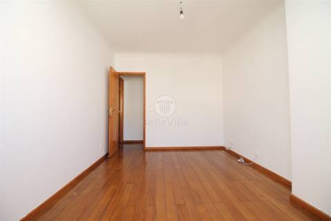 Apartamento T2 Arrendamento em Gualtar,Braga