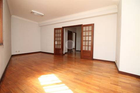 T1 localizado na Praceta Florbela Espanca, em São Vicente, Braga