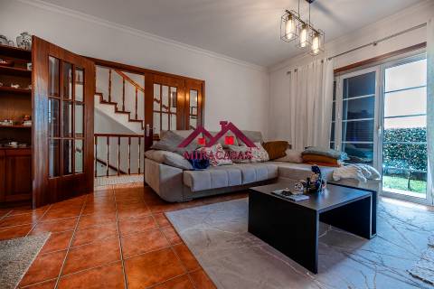 Moradia em Banda T3 Venda em Branca,Albergaria-a-Velha