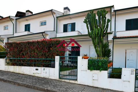 Moradia em Banda T3 Venda em Branca,Albergaria-a-Velha