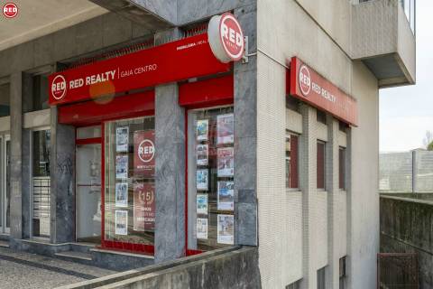 Restaurante/Pizzaria há mais de 25 anos no centro de Gaia