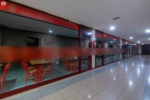 Loja com 280m2 no Espaço Comercial Aviadores