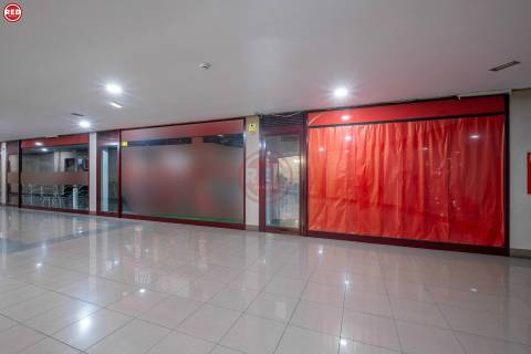 Loja com 280m2 no Espaço Comercial Aviadores