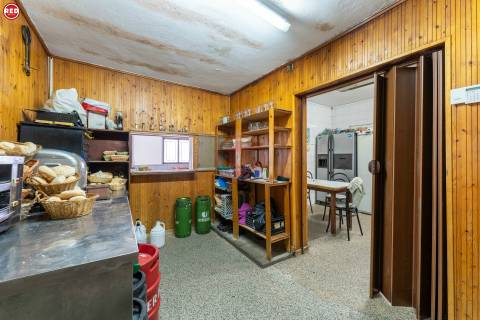 Restaurante para trespasse em frente à praia