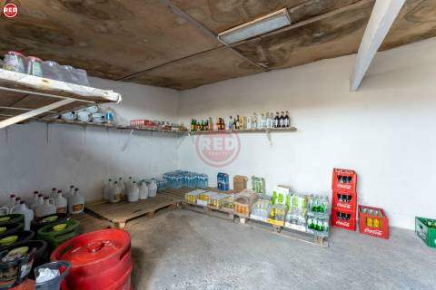 Restaurante para trespasse em frente à praia