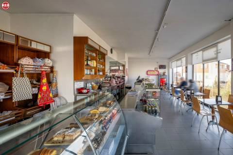 Confeitaria p/ trespasse em Canidelo