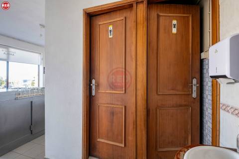 Confeitaria p/ trespasse em Canidelo