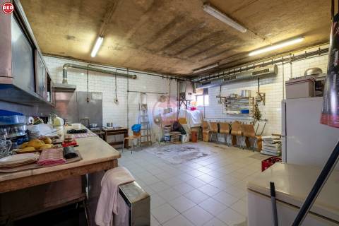 Confeitaria p/ trespasse em Canidelo