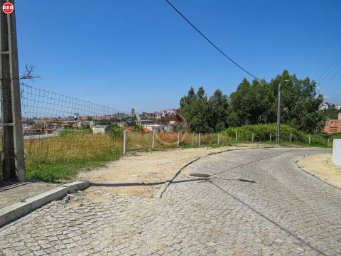 Terreno p/ construção de moradia no Alto das Torres