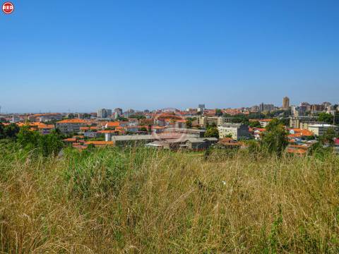 Terreno p/ construção de moradia no Alto das Torres