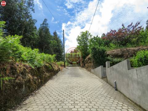 Terreno c/ 1.500m2 em Crestuma