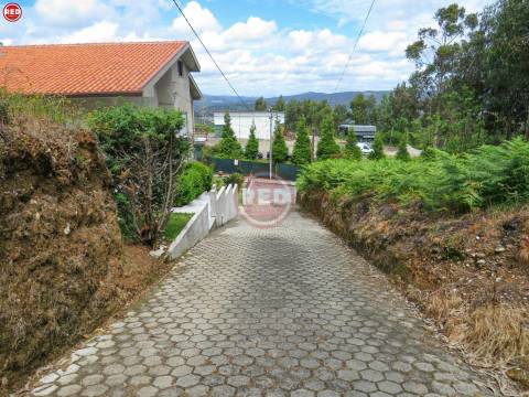 Terreno c/ 1.500m2 em Crestuma