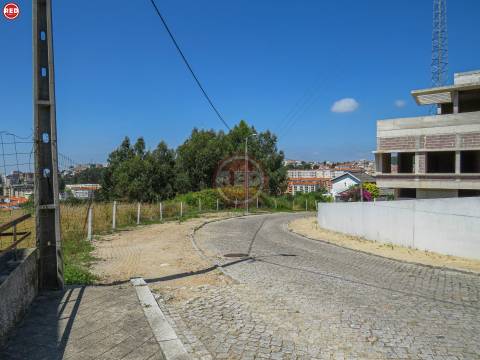 Terreno p/ construção de moradia no Alto das Torres